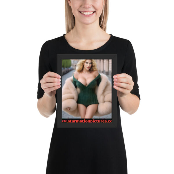 Super Model: Victoria Sayers Framed Poster - Image 2