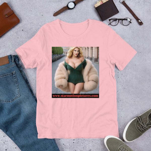 Super Model: Victoria Sayers Unisex T-Shirt - Image 6