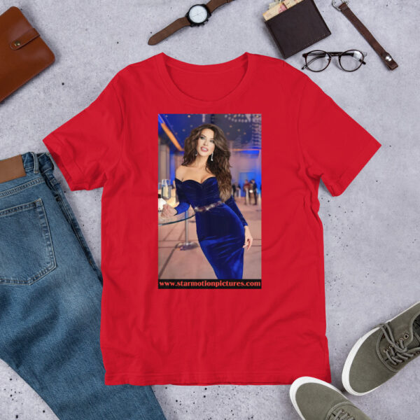 Super Model: Victoria Sayers Unisex T-Shirt - Image 3