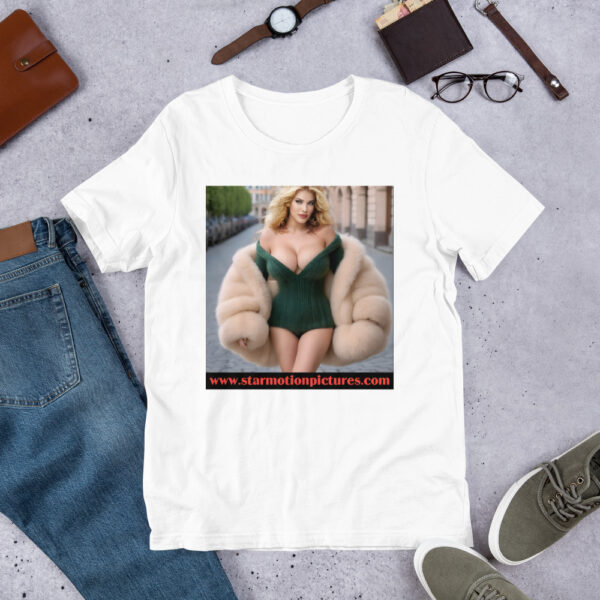 Super Model: Victoria Sayers Unisex T-Shirt - Image 7