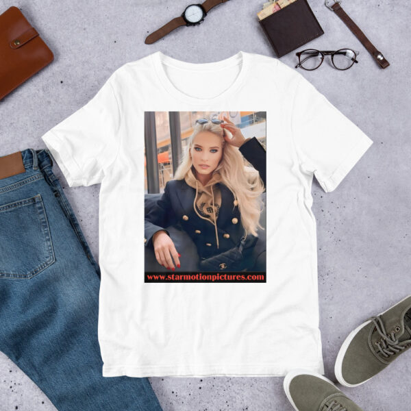 Super Model: Victoria Sayers Unisex T-Shirt - Image 7